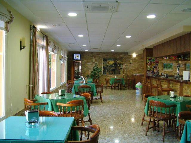 Hotel Rio Piscina Priego De Cordoba Bagian luar foto