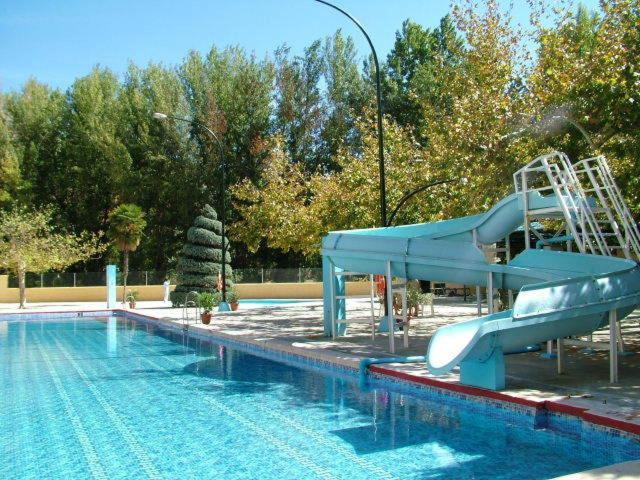 Hotel Rio Piscina Priego De Cordoba Bagian luar foto