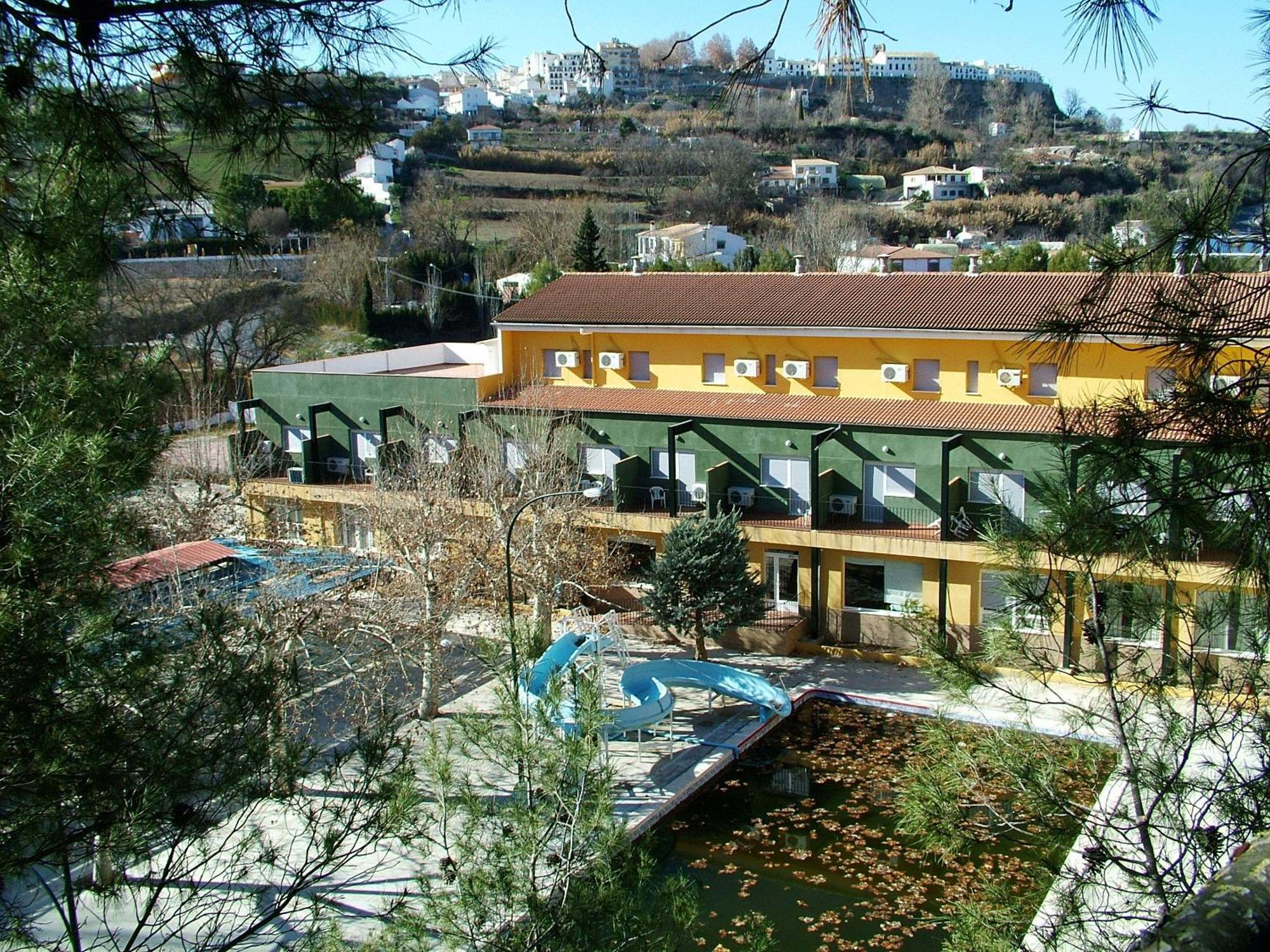 Hotel Rio Piscina Priego De Cordoba Bagian luar foto