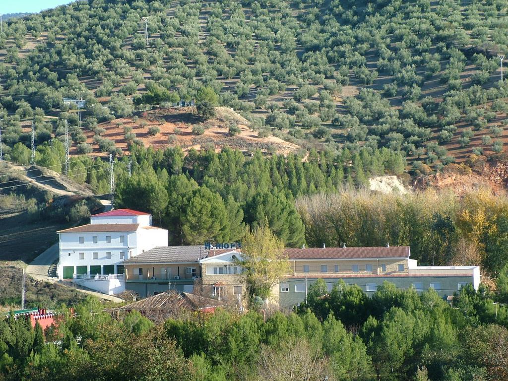 Hotel Rio Piscina Priego De Cordoba Bagian luar foto