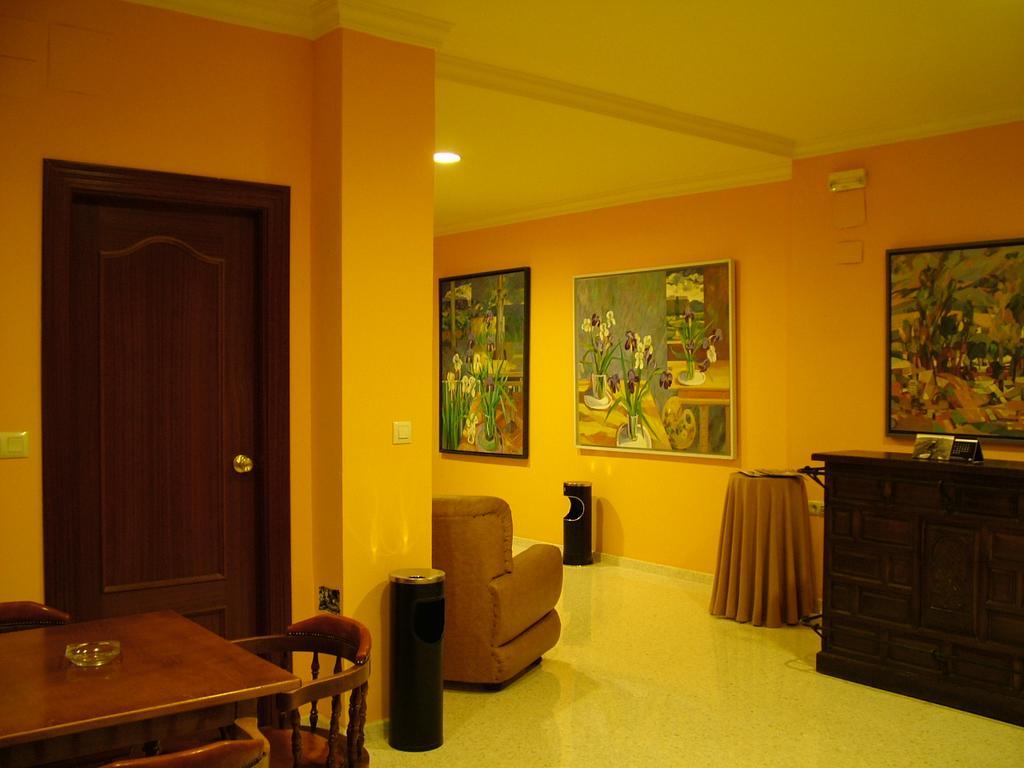 Hotel Rio Piscina Priego De Cordoba Bagian luar foto