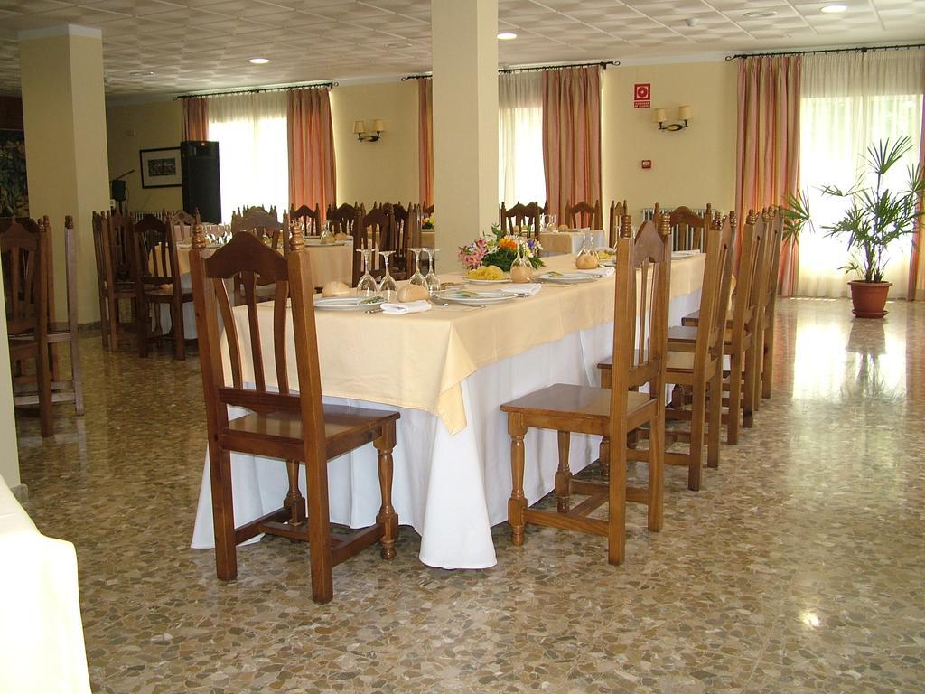 Hotel Rio Piscina Priego De Cordoba Bagian luar foto